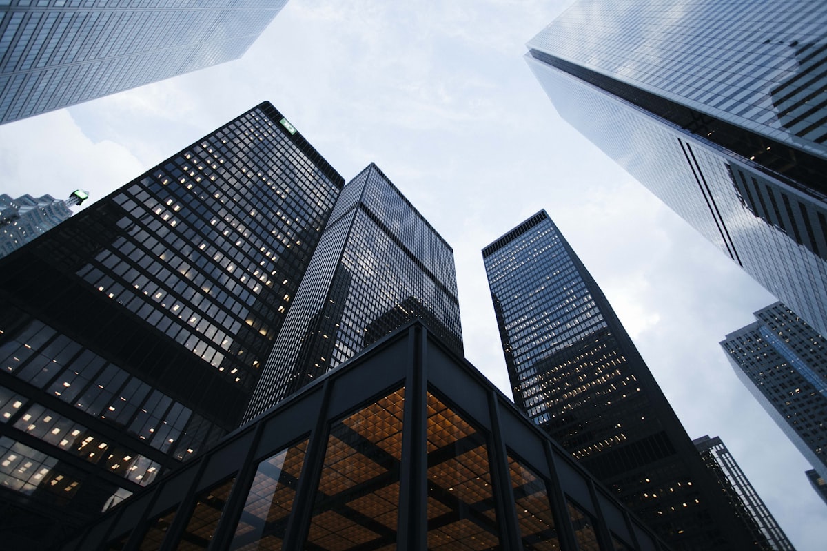What is real estate crowdlending?